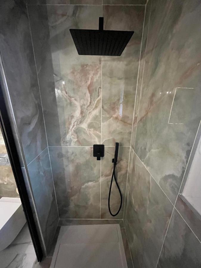 Appart Hotel Le 8 Le Duplex Макон Экстерьер фото